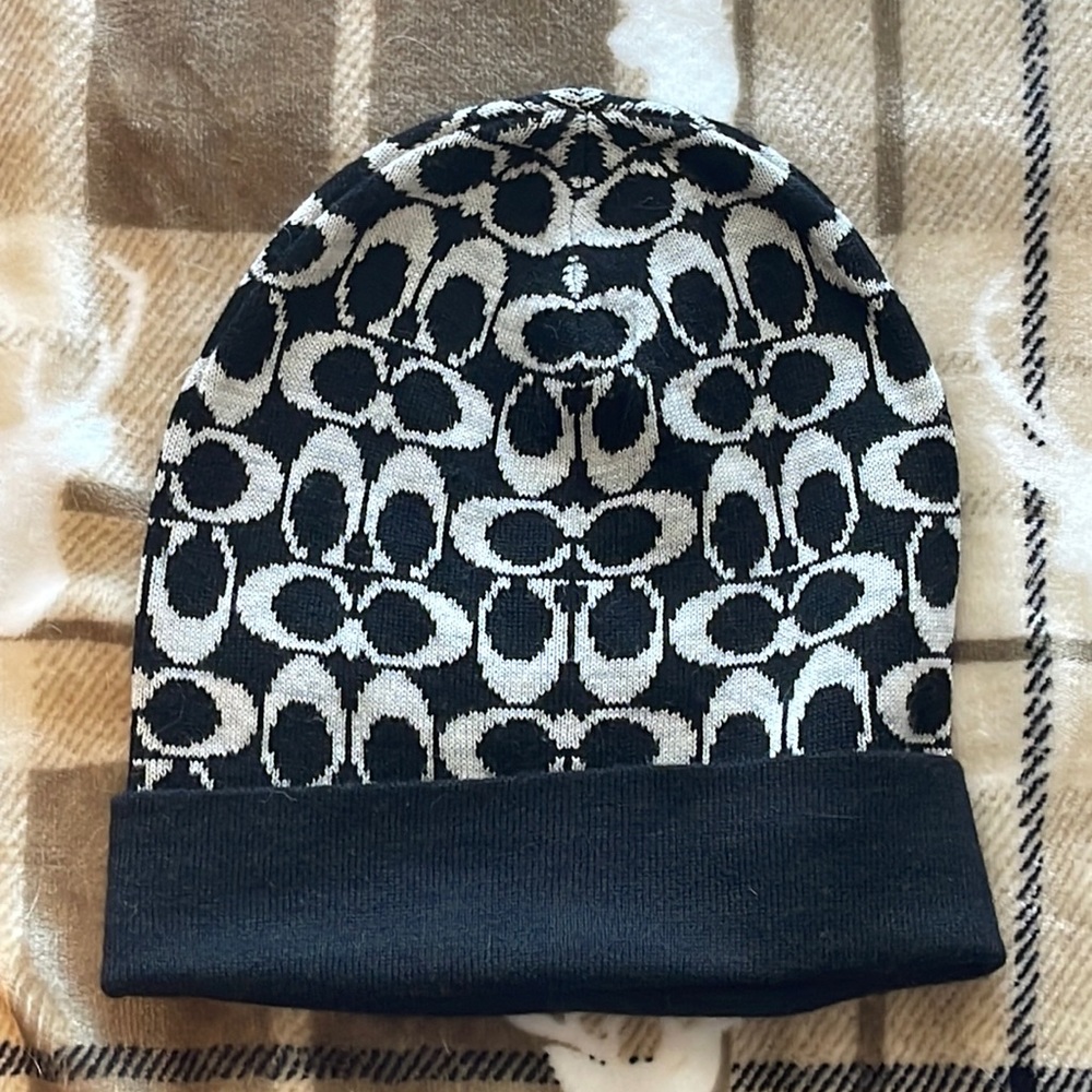 Coach Black & White Beanie